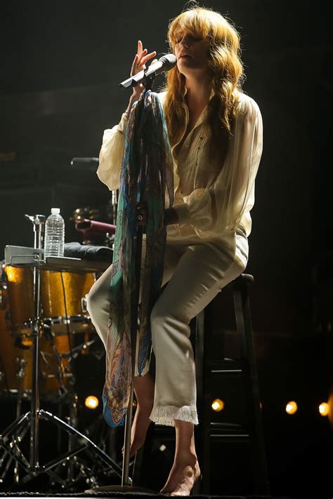Chloe Official Website Florence Welch Florence Welch Style Florence