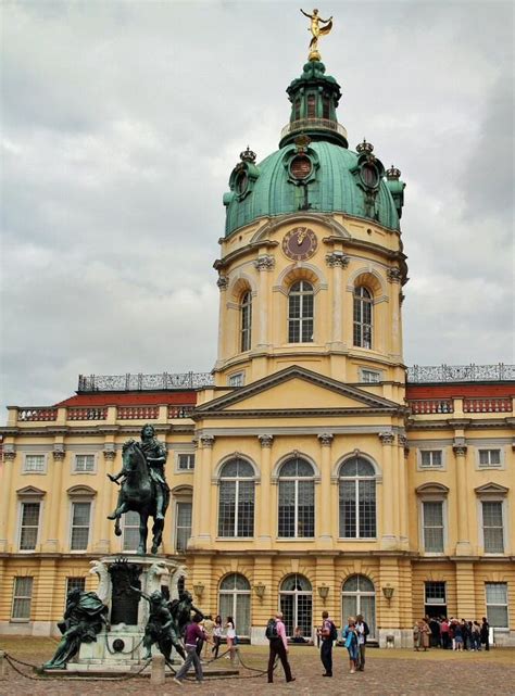 Palacio De Charlottenburg En Berlín Viajar Solo Turismo Turistico