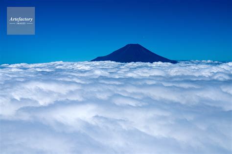 雲海と富士山