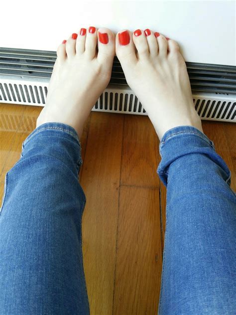 Girl S Feet Lover — Sexy Little Feet