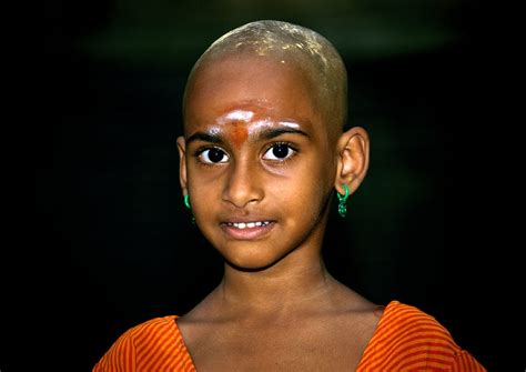 Freshly Shaved Girl In Trichy Temple India A Girl In Tam Flickr