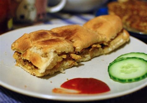 Iconic Sandwiches Of The World From Banh Mi To Zapiekanka Bon Appétit
