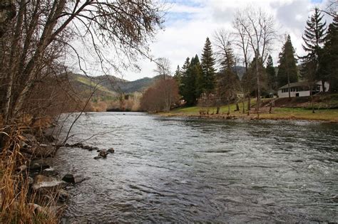 Valley Of The Rogue Oregons Busiest State Park Still Feels