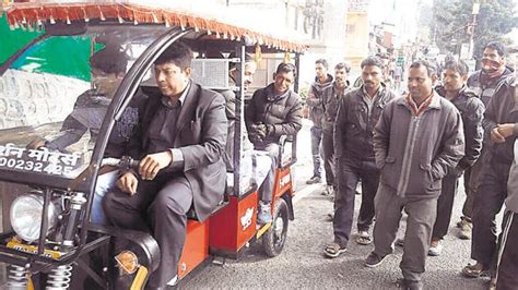 In Mussoorie E Rickshaws May Drive Out Pedal Rickshaws Hindustan Times