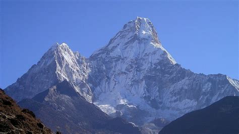 Mount Everest Grows By 86 Cm Now Measures 884886 Meters