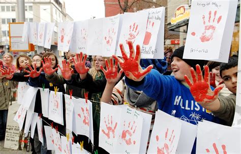 Red Hand Day Engagement Gegen Kindersoldaten