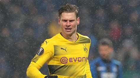 Rischia di restare fuori per un lungo periodo, lukasz piszczek, infortunatosi ieri durante la gara di andata dell'ottavo di finale di champions league tra juventus e borussia dortmund. Bundesliga transfer news: Piszczek signs 2020 Borussia Dortmund extension | Sporting News