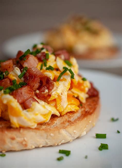 Synonym for a lot of eggs 'a lot of eggs' and 'many eggs' depends on the context and what you want to say. The Very Best Posh Scrambled Egg on Toast Recipe - This Guys Cooks