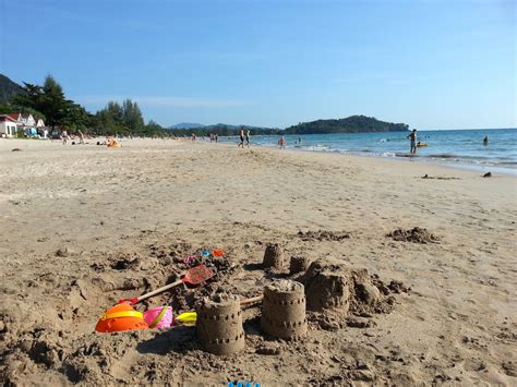 Klong Dao Beach Koh Lanta Thailand Life