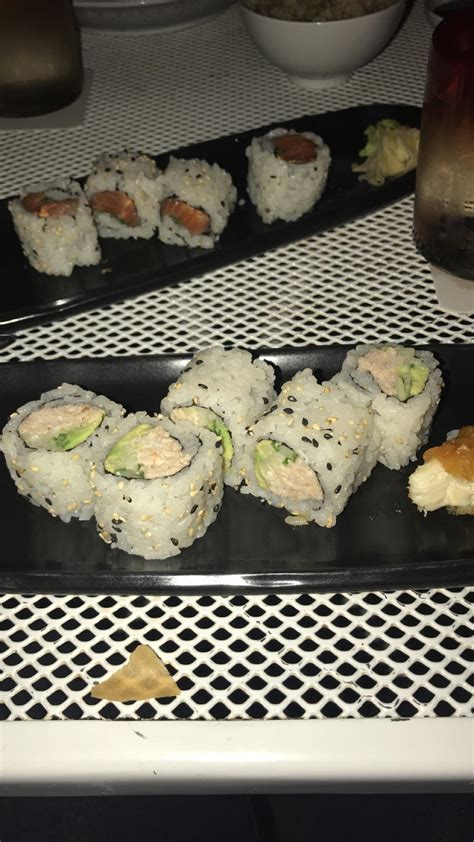 Sushi at Disney Springs : sushi