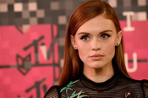 holland roden at the 2015 mtv video music awards on august 30 2015 holland roden photo