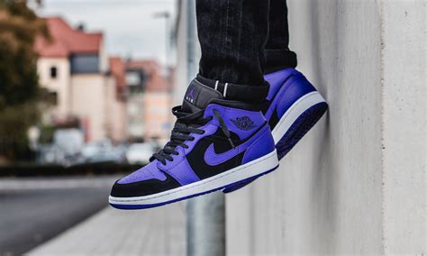 Nike Air Jordan 1 Mid Purple Black 43einhalb Sneaker Store