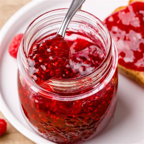 2 Ingredient Homemade Raspberry Jam Without Pectin Nurtured Homes