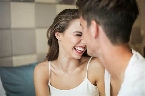 23 Most Effective Ways How To Seduce Women With Words 2022