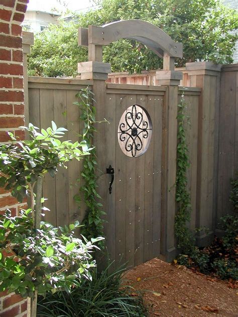Upgrade Your Garden Fence Ideas For A Perfect Makeover Home To Z
