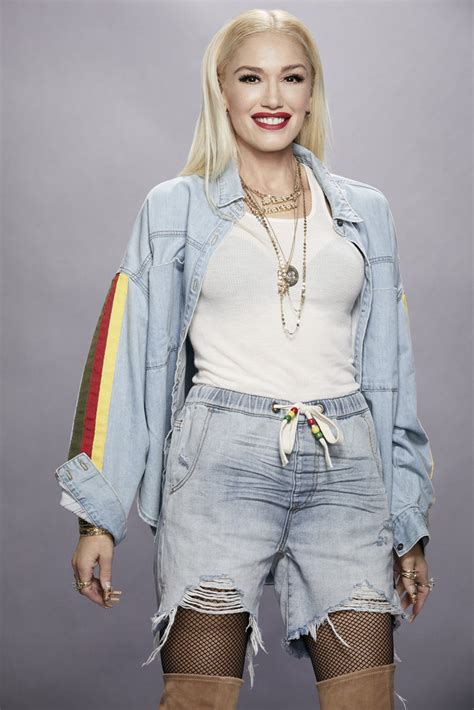 Blake shelton popped the question to girlfriend gwen stefani and she said yes. Back On 'The Voice,' Gwen Stefani Finds A Few Things Have Changed This Season - Hollywood Outbreak