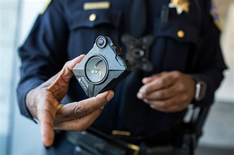 Should Police Be Forced To Release Body Cam Videos Gov Brown Must Decide