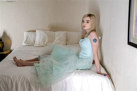 Women Blonde Lexi Lore Pornstar Women Indoors Looking At Viewer In Bed Inked Girls
