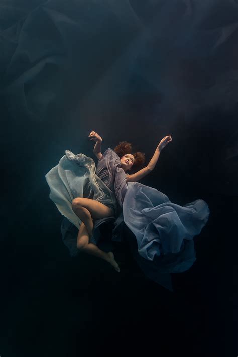 ilse moore underwater fashion silver swallow art people gallery underwater photography