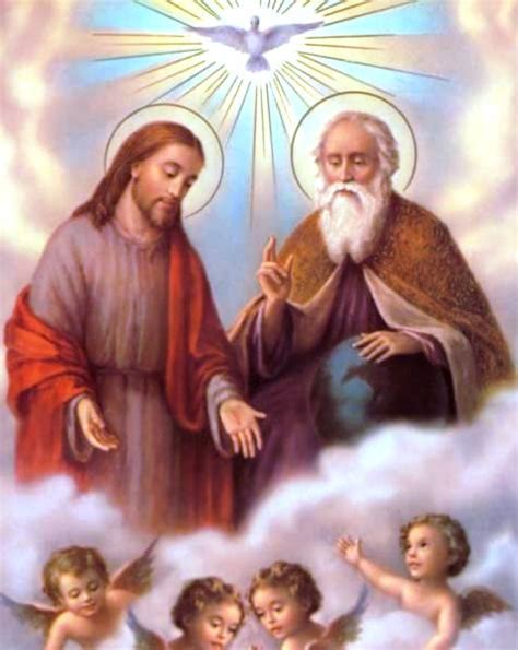 Lễ Chúa Ba Ngôi Nhân Danh Cha Và Con Và Thánh Thần Quốc Vũ
