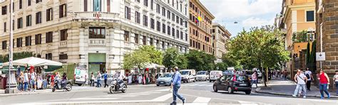 (score from 268 reviews) real guests • real stays • real opinions. Nel cuore del Rione Prati si trova l'elegante via Cola di ...
