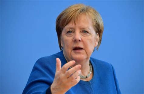 Die deutsche regierungschefin ist nicht bekannt als große rednerin. Coronavirus: Angela Merkel ruft zu Solidarität in Corona ...