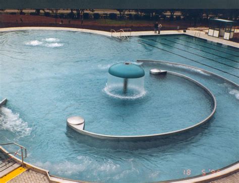 Knecht Ludwigsburg | Schwimmbäder
