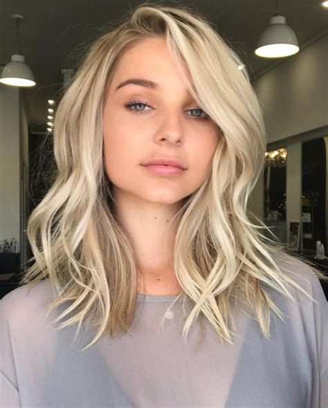 20 Shoulder Length Blonde Hairstyles Fashion Style