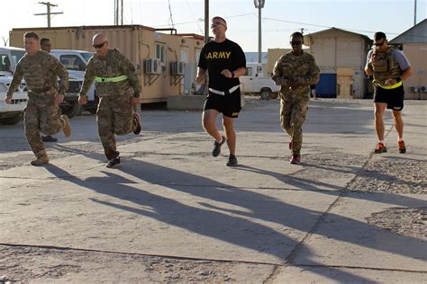 Us Soldiers Participate In The Murph Workout Named After Navy Lt
