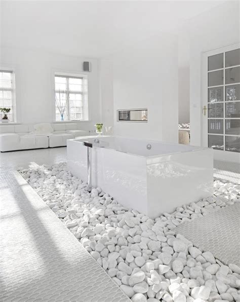 Dream House White White Bathroom