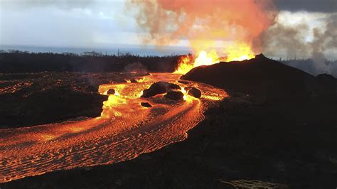 Kilauea Volcano Scientists Downgrade Alert Level