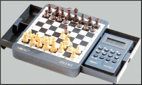 Novag Model 884 Escort 1988 Electronic Travel Chess Computer