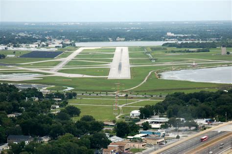 Orlando Executive Airport Final Approach To Runway 7 At Or Flickr
