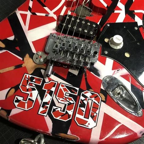 全18色15×6cm大人気ロックバンドステッカーvan Halen ヴァン・ヘイレン 5150 アルバム エディ ギター ギタリスト