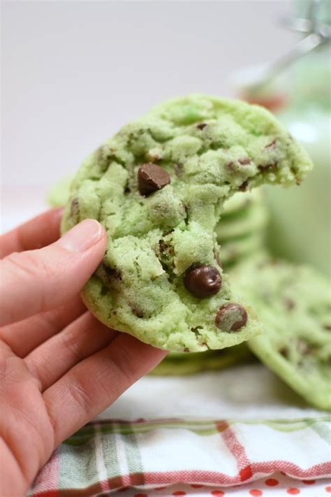 Not only do they keep their shape but they taste amazing too! Mint Chip Sugar Cookies - easier than rolling out cookies ...