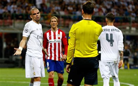 The latest tweets from pepe (@officialpepe). Champions League final: Pepe antics stain showpiece