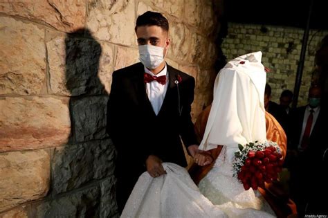 How to conduct weddings during coronavirus? Photos: How they got married despite COVID-19 outbreak ...