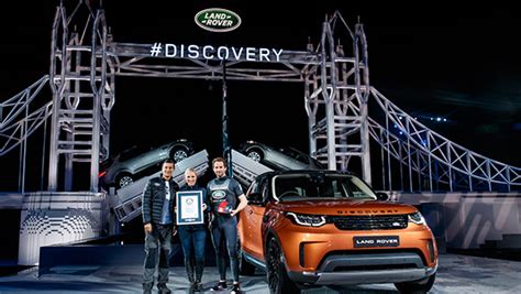 Land Rover Sets Largest Lego Sculpture World Record With Incredible
