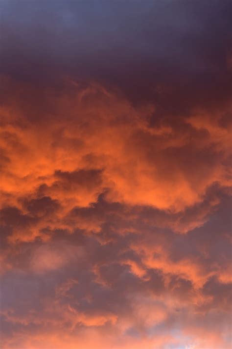 Warm Sunset Clouds • Free Nature Stock Photo