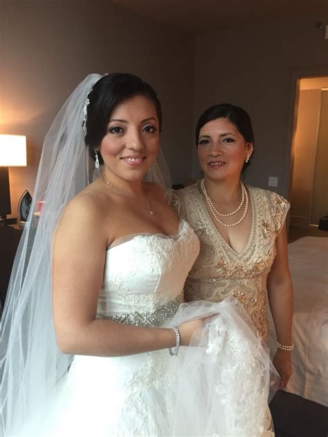 Hispanic Fresh Natural Bride And Mom Bride Wedding Dresses Lace Wedding Dresses