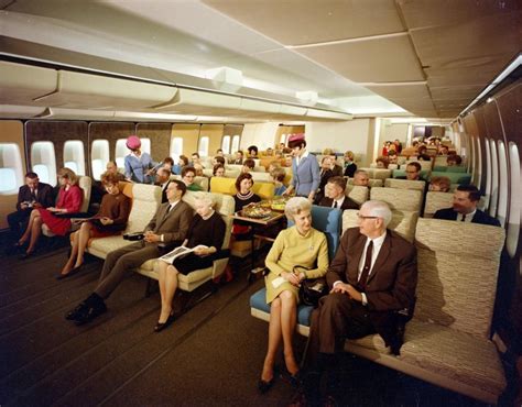 Travel: On-board a Boeing 747 - With Pan Am & United ...