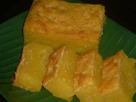 It is moist, tender, fragrant From Nana's Kitchen With Love......: Kuih Bingka Ubi Kayu
