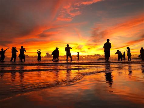 The park features a running track, wheelchair ramps, and reserved parking space for disabled people. Tanjung Aru Beach, Sabah - 2020 (Photos & Reviews)