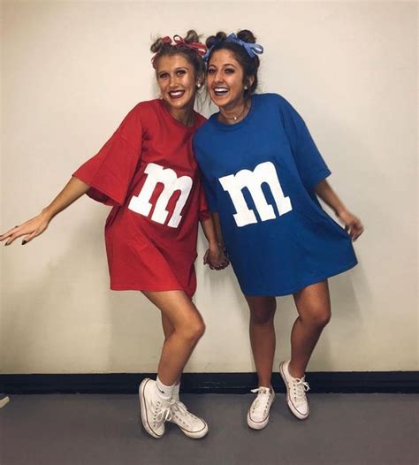 50 Best Friends Halloween Costumes For Two People Thatll Make Your Duo Steal The Show With