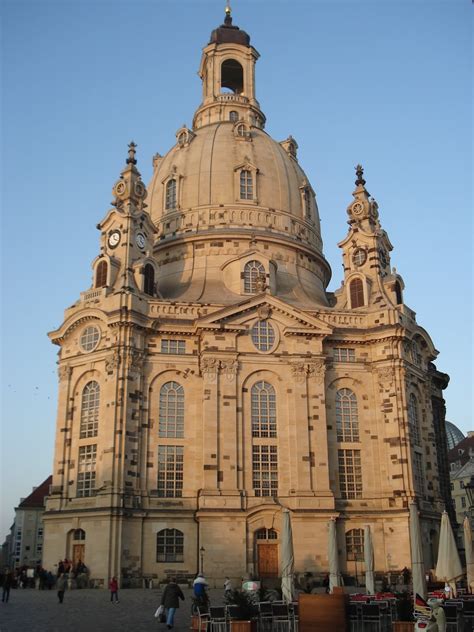 Dresden is located on the elbe river and is an industrial, governmental and cultural centre, known worldwide for bruehl's terrace and its historic landmarks in the old town (altstadt). 40 Most Beautiful Pictures And Photos Of The Frauenkirche ...