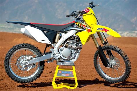 Suzuki sprinter 2013 is a new hallmark competitive product of suzuki. Racer X Tested: 2013 Suzuki RM-Z250 - Racer X Online