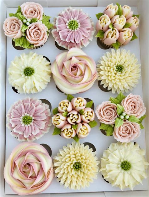 Kerrys Bouqcakes Gallery Boxed Floral Cupcakes Floral Cupcakes