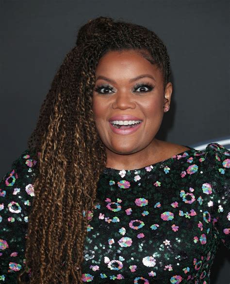 Yvette Nicole Brown At 51st Naacp Image Awards In Pasadena 02222020