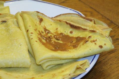 Crêpes au lait damandes