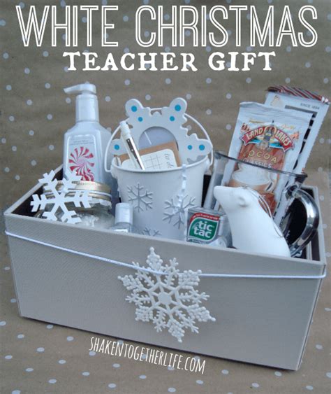 Have you decided what to give your children's teachers for christmas this year? 15 Easy Christmas Gifts For Teachers - Over The Big Moon